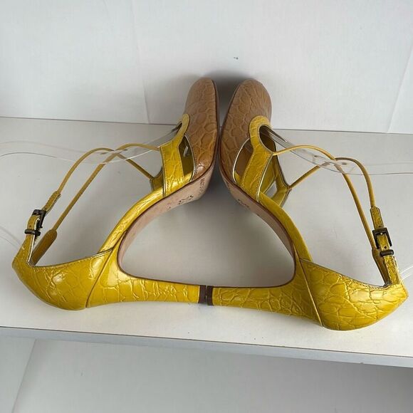 Yellow Mustard Crocodile Embossed Leather Heels 7 - Picture 14 of 14